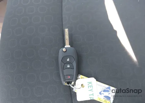 2020 Chevrolet Trax Awd Ls z USA, uszkodzony, nr VIN 3GNCJNSB8LL185953